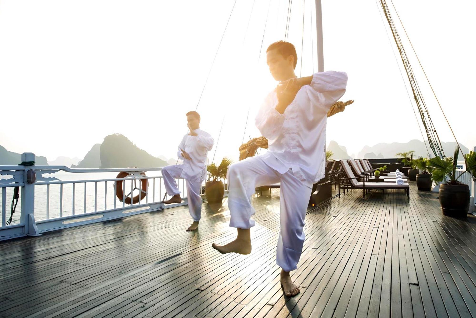 Hotel Hera Boutique Cruise Ha Long Bay Zewnętrze zdjęcie